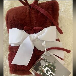 UGG Cynthia mini tree skirt dark cherry